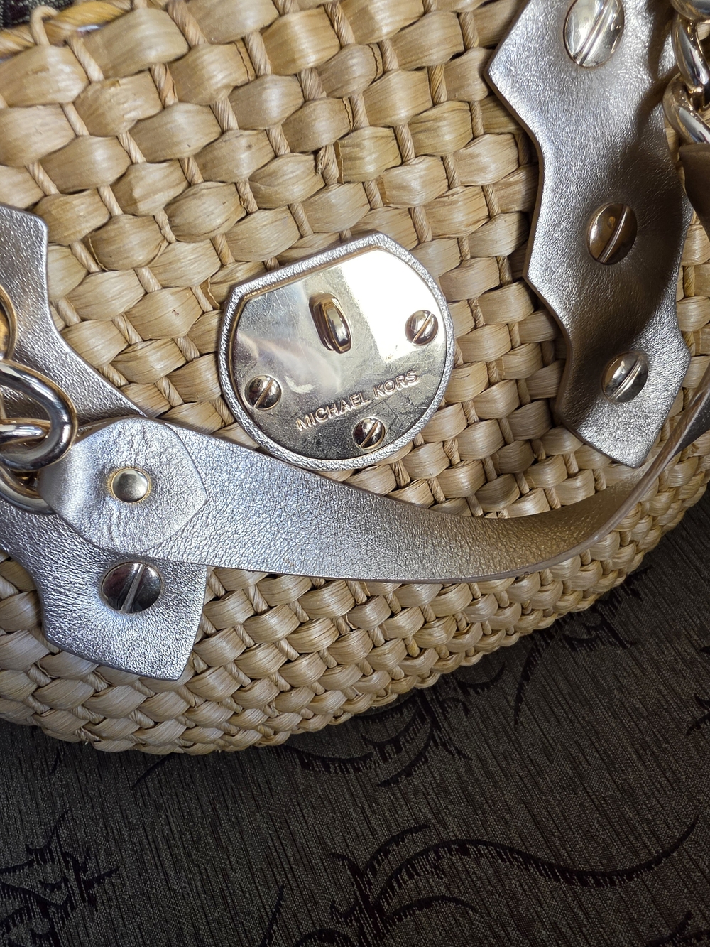 Michael Kors Tan Woven Straw Santorini Tote with Gold Hardware - Picture 10 of 10